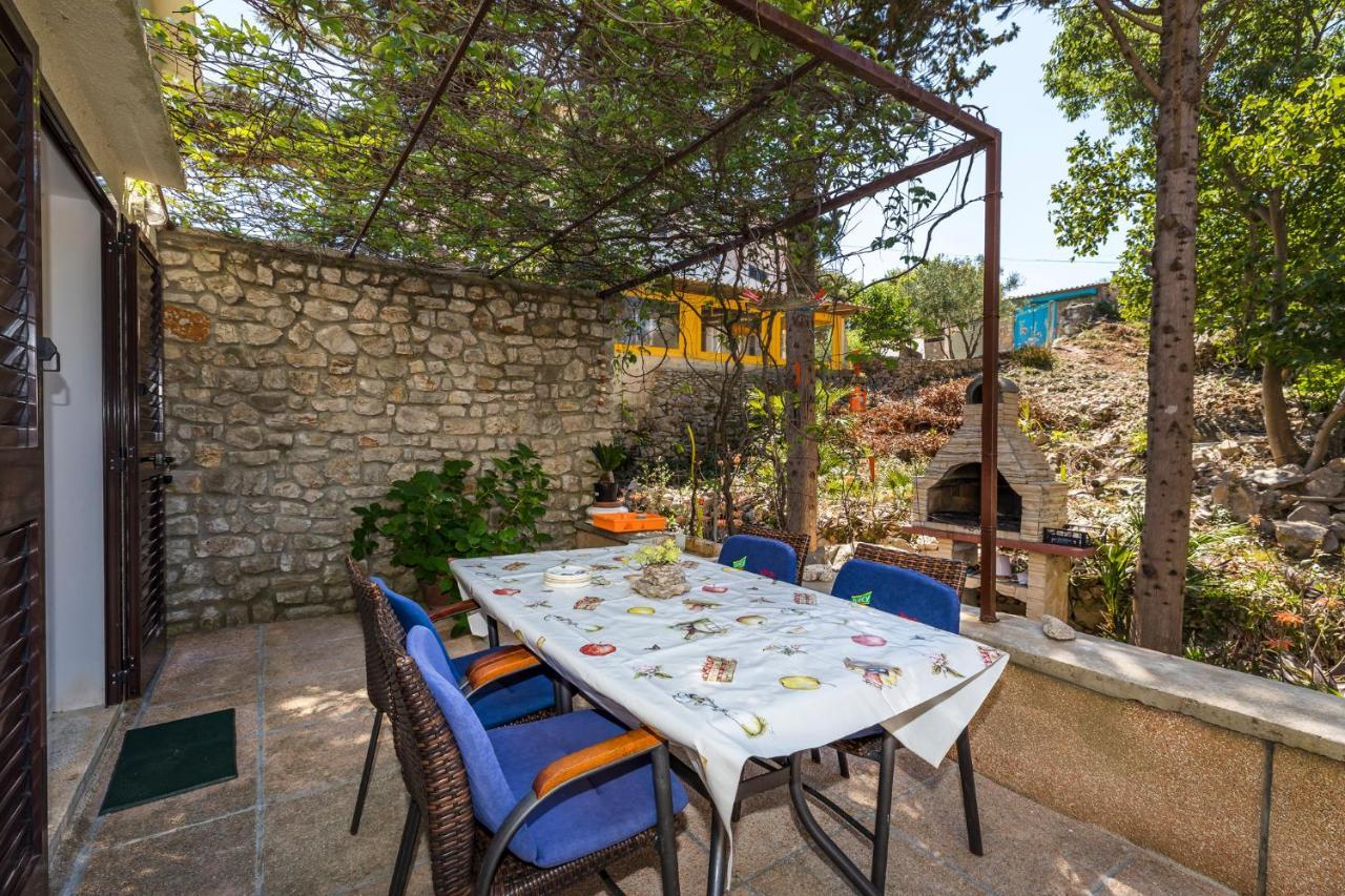 Holiday Home Villa Esperanca Veli Lošinj Exteriör bild
