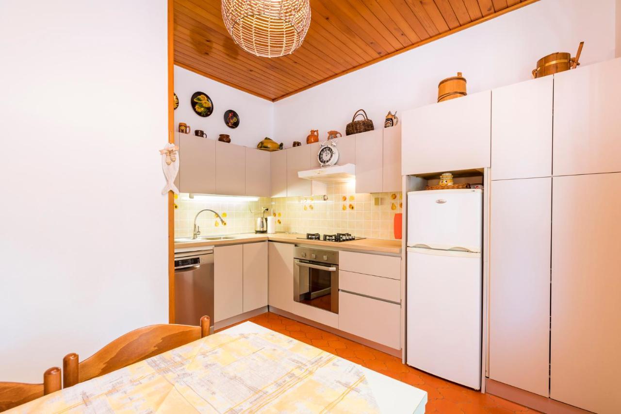 Holiday Home Villa Esperanca Veli Lošinj Exteriör bild