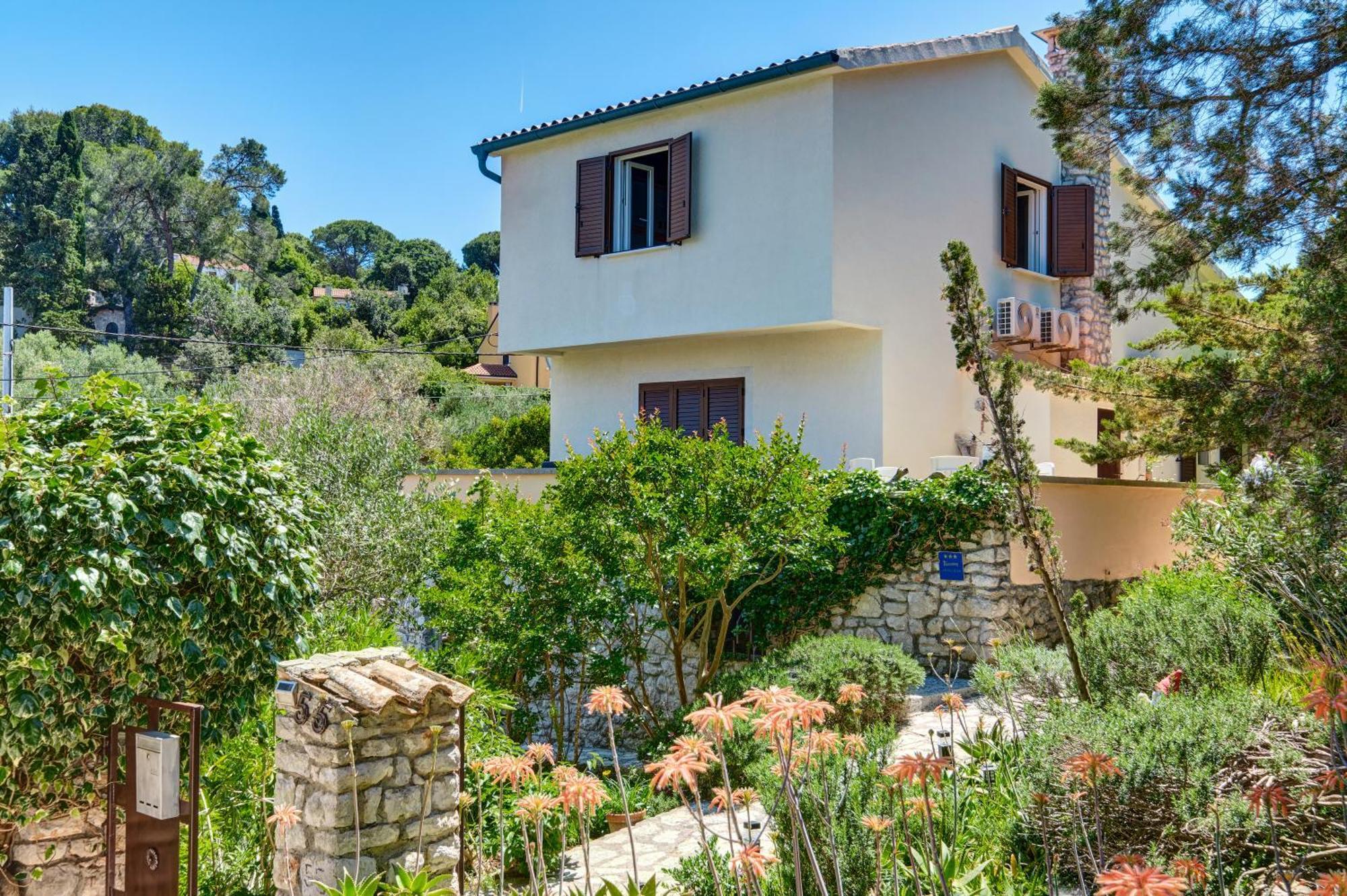 Holiday Home Villa Esperanca Veli Lošinj Exteriör bild