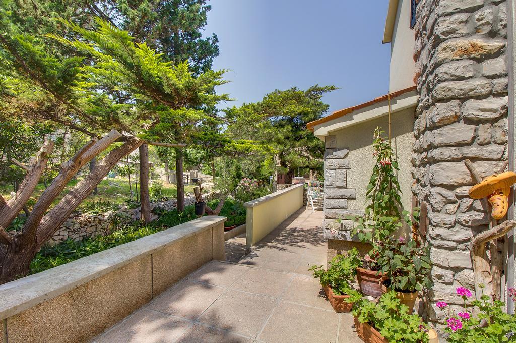 Holiday Home Villa Esperanca Veli Lošinj Exteriör bild