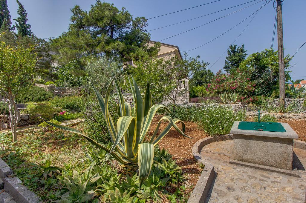 Holiday Home Villa Esperanca Veli Lošinj Exteriör bild